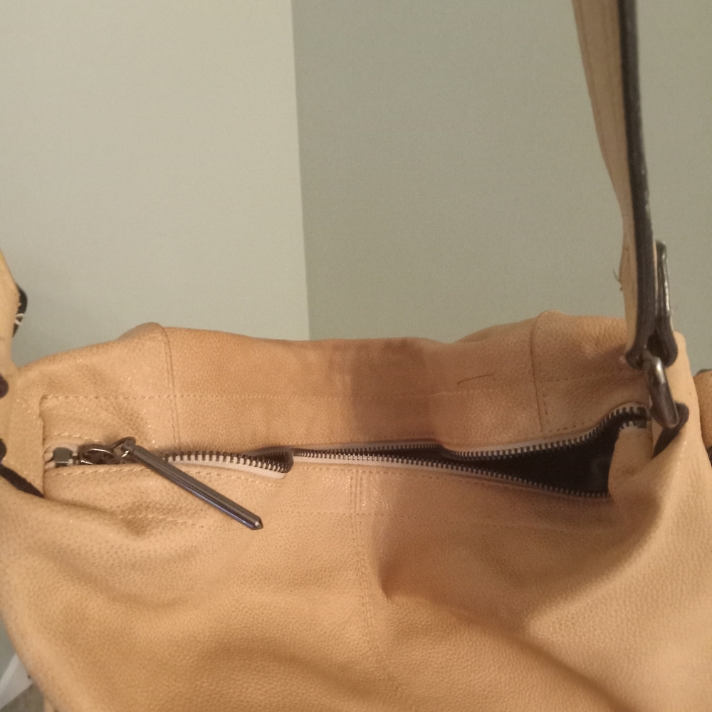 Vintage Elliott Lucca Tan Leather Slouchy Hobo Bag - Picture 6 of 10